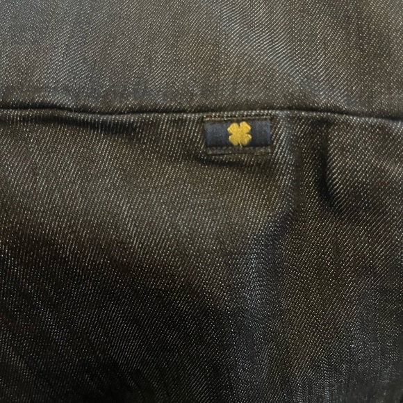 Jeggin Small women’s dark color denim stretchy unknown brand with clover label - Picture 2 of 5